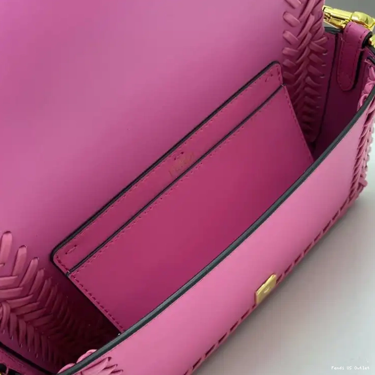 Affordable HOT Rose Medium Baguette Bag Leather Fendi In Stitching 0606